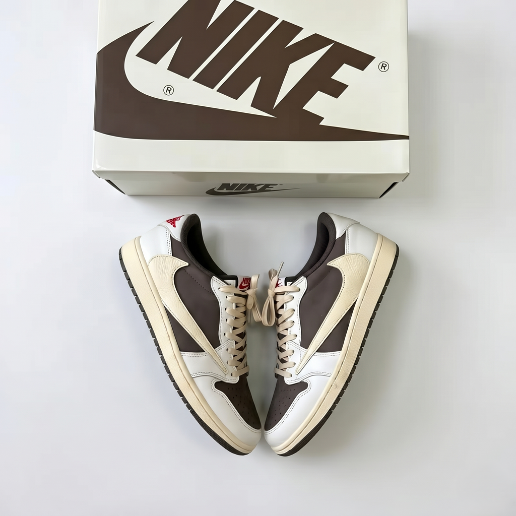 Air Jordan 1 Retro Low OG x Travis Scott 'Reverse Mocha'