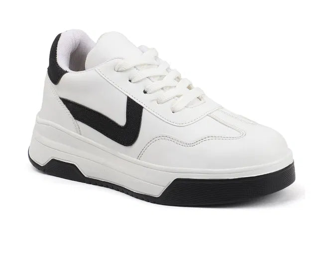 Vintage Court Skate Sneakers (White / Black)