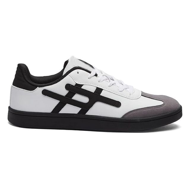 Urban Retro Low-Top Sneakers